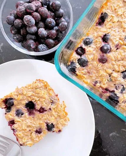 Blueberry Protein Baked Oats
