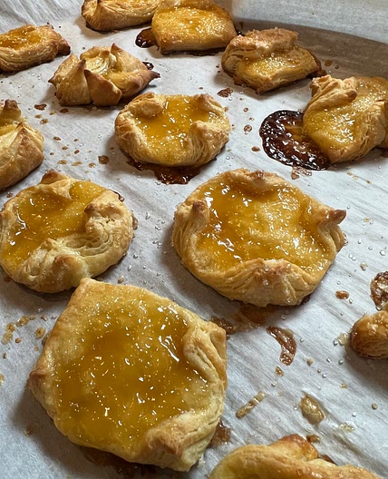 danishes