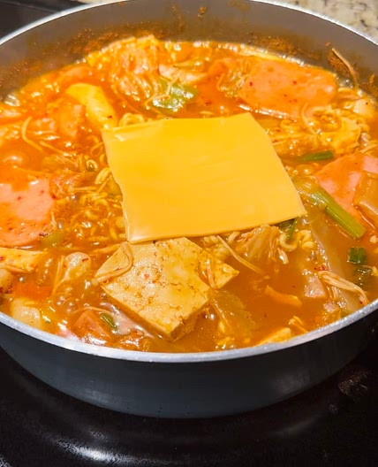 army stew (budae jjigae)