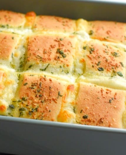Easy Cheesy Garlic Bread in 4 Steps!Cheesy Garlic Bread Recipe|Garlic bread recipe from scratch!