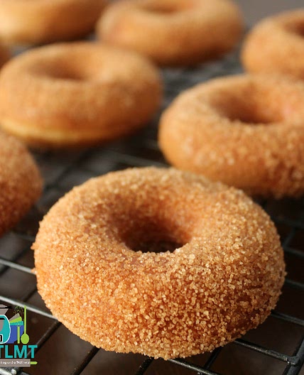 Banana Cinnamon Donuts