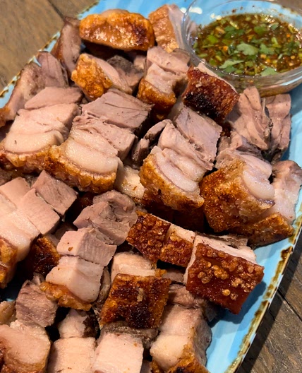 Crispy Juicy Pork Belly with spicy dipping sauce 