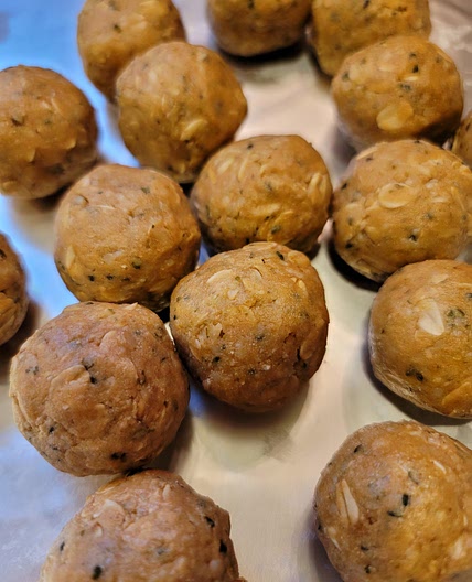 Peanut butter snack balls