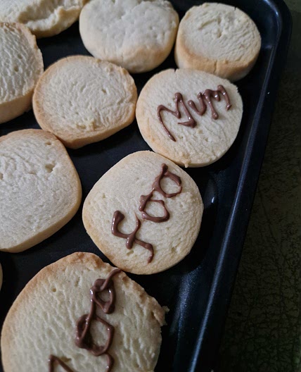 Fridge Biscuits