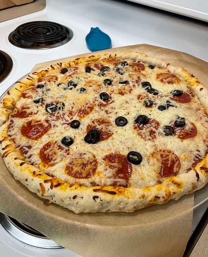 Moms Homemade Pizza 