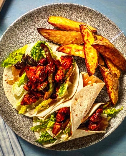 Mango chutney glazed chicken wraps