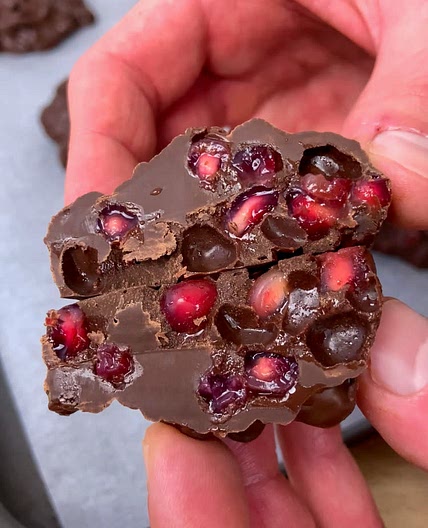 POMEGRANATE CHOCOLATES