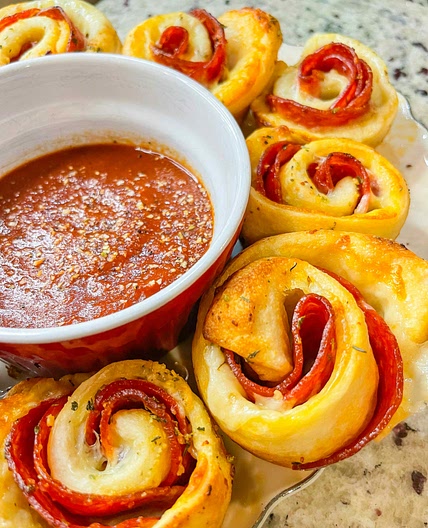 Pepperoni rose roll ups 