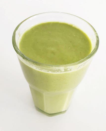 Kale Smoothie with Avocado