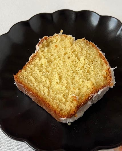 Coconut loaf cake 