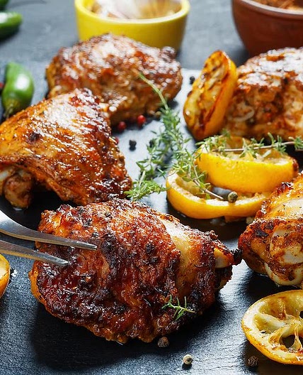 Easy Weeknight Crock Pot™ Lemon Garlic Butter Chicken Thighs Rec