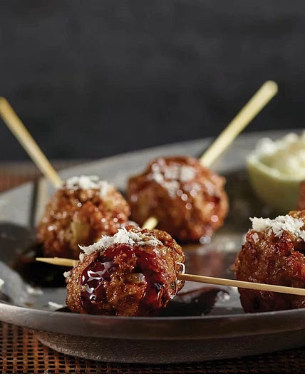 Cacio e Pepe Party Meatballs