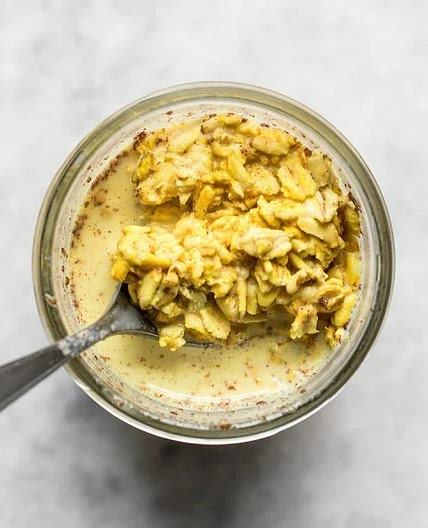 Golden Overnight Oats