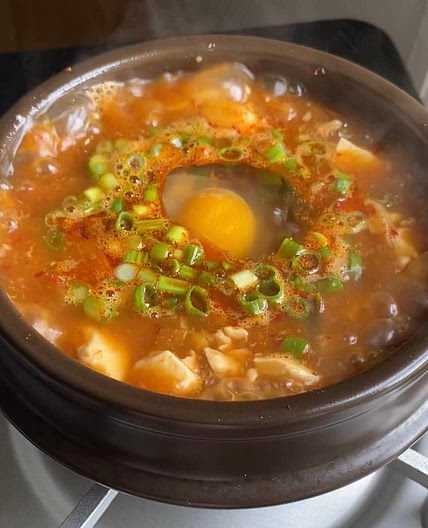 spicy tofu stew (sundubu jjigae)