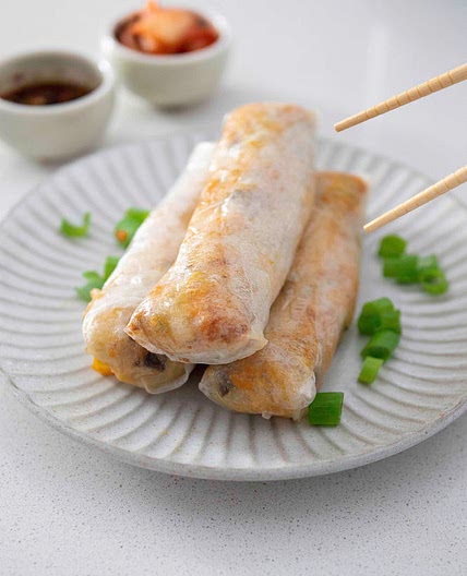 CRISPY SPRING ROLLS (VEGAN AND HEALTHY)