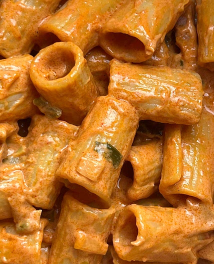 Creamy Bacon & Thyme Rigatoni