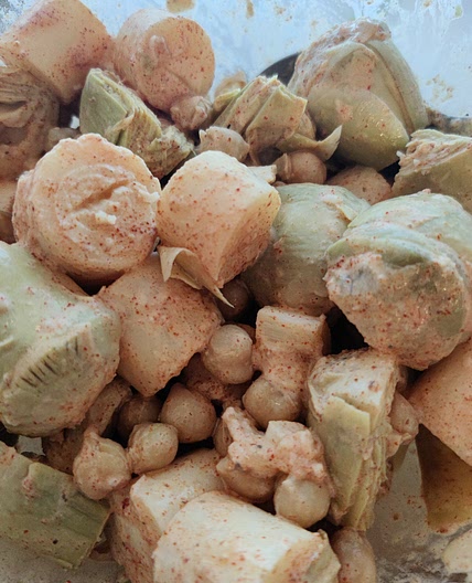Chickpea, artichoke heart and heart of palm salad