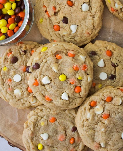 Reese's Pieces White Chocolate Chip Cookies
