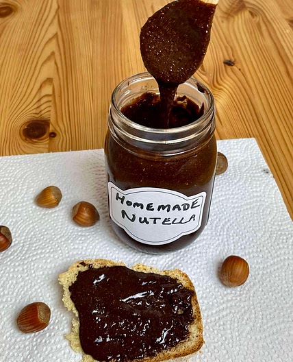 Homemade Nutella ( vegan friendly ) 