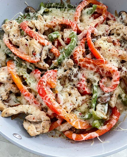 Chicken Cheesesteak Skillet - 418 calories