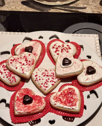 No Spread Vanilla Almond Sugar Cookies