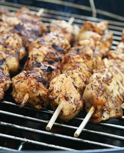 Brochette de poulet crème  au miel et citron vert