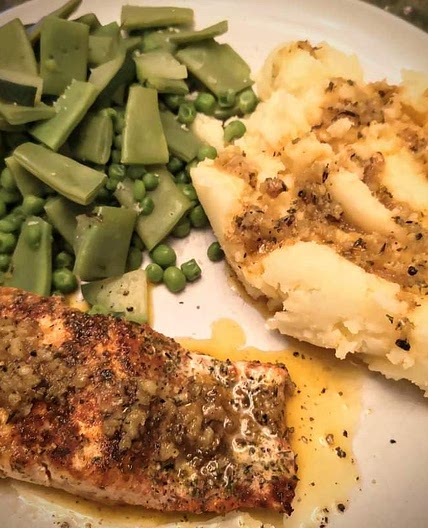 Salmon with Garlic Sauce and Mash