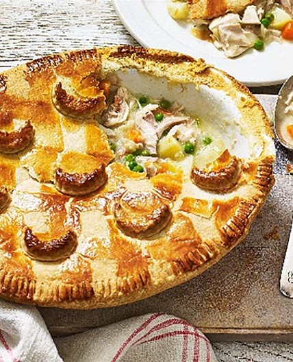 Mary Berry’s chicken pot pie recipe