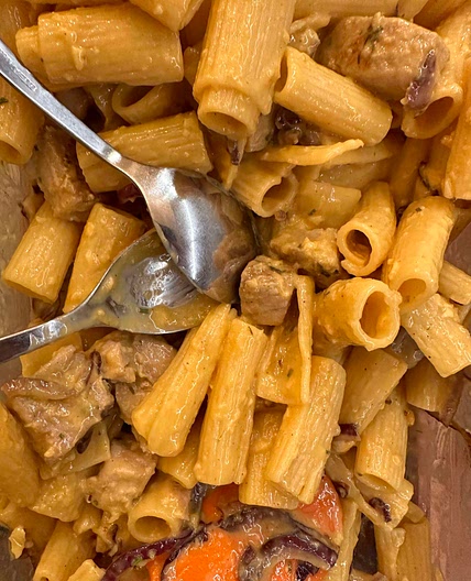 Rigatoni alla Carbonara di Tonno
