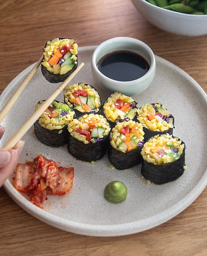 RAINBOW SUSHI ROLLS