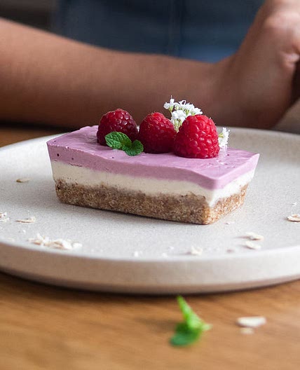 RASPBERRY VANILLA CHEESECAKES