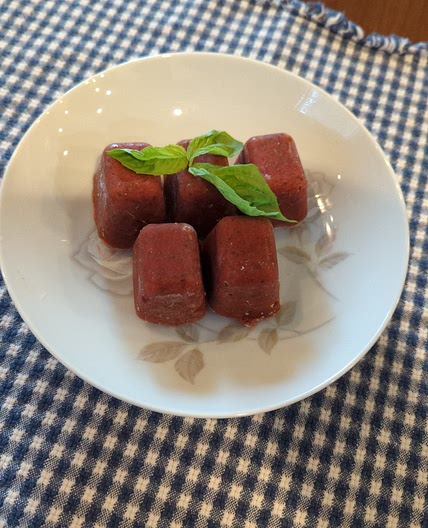 Lisa's Pizza Sauce (stored as ice cubes for easy meal prep)