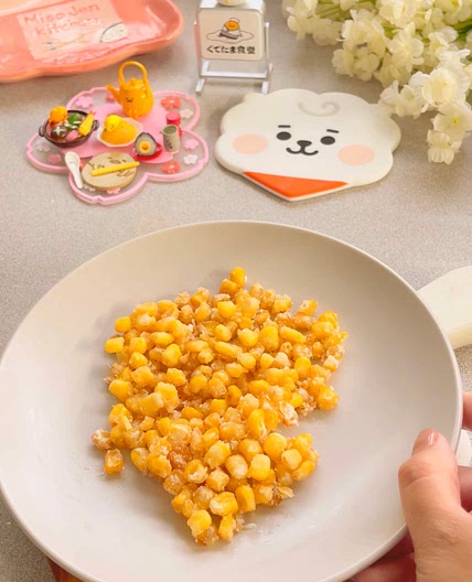 Chinese Corn Pancake (Fried Corn Fritters)