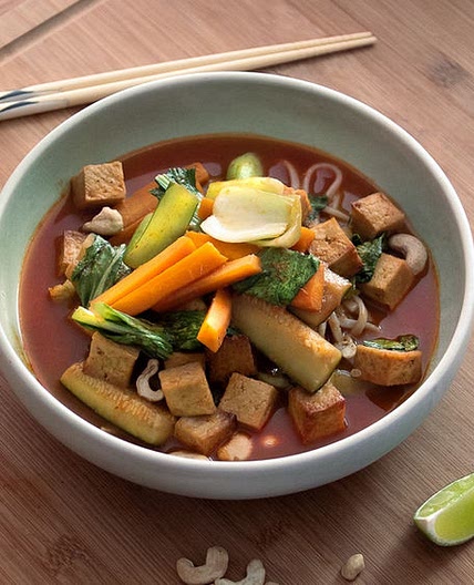 RED CURRY NOODLE SOUP