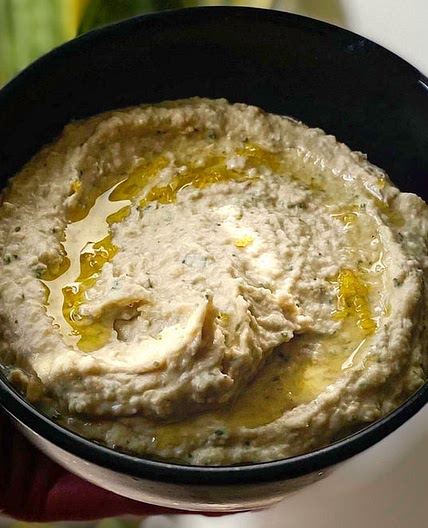 CHICKPEA & CARAMELISED ONION DIP