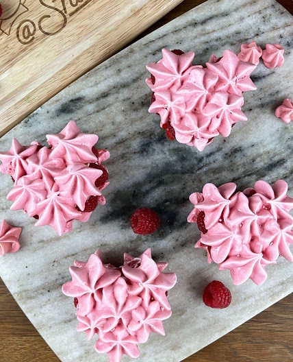 Meringue Sandwich 