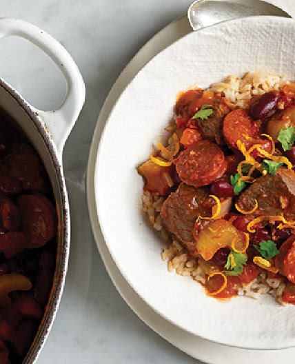 Ragoût de bœuf, de chorizo et de haricots noirs à la brésilienne