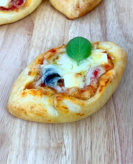 PIDE PIZZA (Turkish pizza)