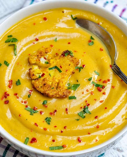 Creamy Cauliflower and Leek Soup