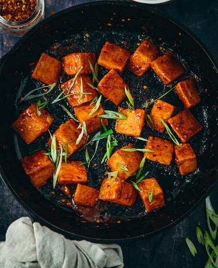 Hot "Honey" Dijon BBQ Crispy Tofu Bites