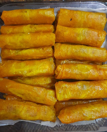 Lumpia (Fresh spring rolls)