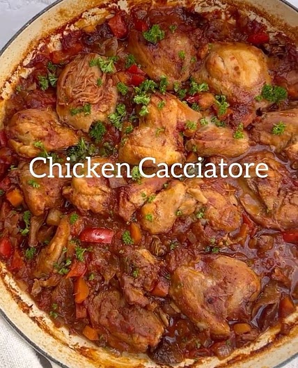 Chicken Cacciatore, or Hunters Chicken as it’s also known. I’ve 