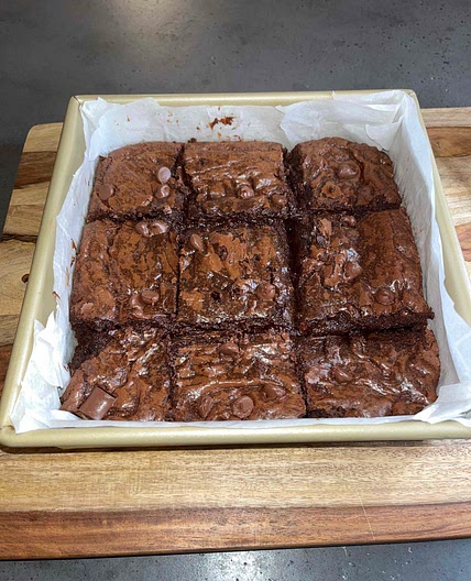 Easy Fudgey Brownies 