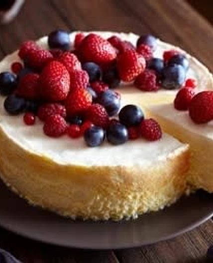 Greek Yogurt Berry Cheese Cake