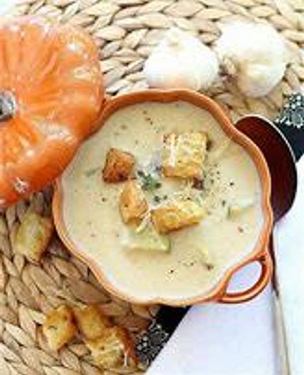 Roasted Garlic Soup and Salad