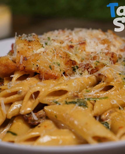 Homemade Garlic Parmesan Chicken Pasta