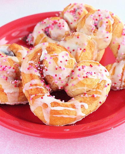 Heart Shaped Chocolate Chip Cinnamon Rolls