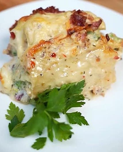Chicken Broccoli Bacon Roll-Ups
