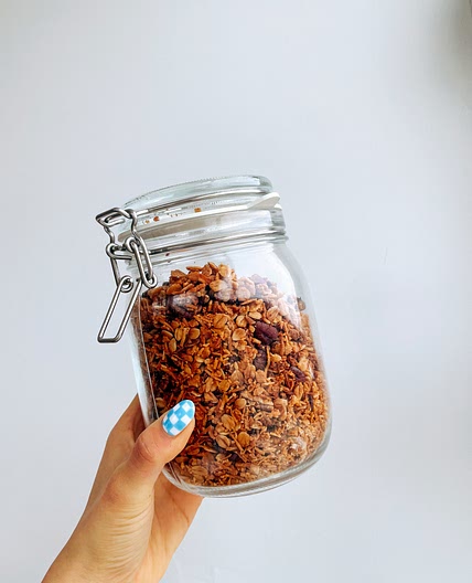 MAPLE PECAN GRANOLA (VEGAN)