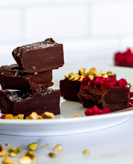 5 Ingredient Vegan Fudge
